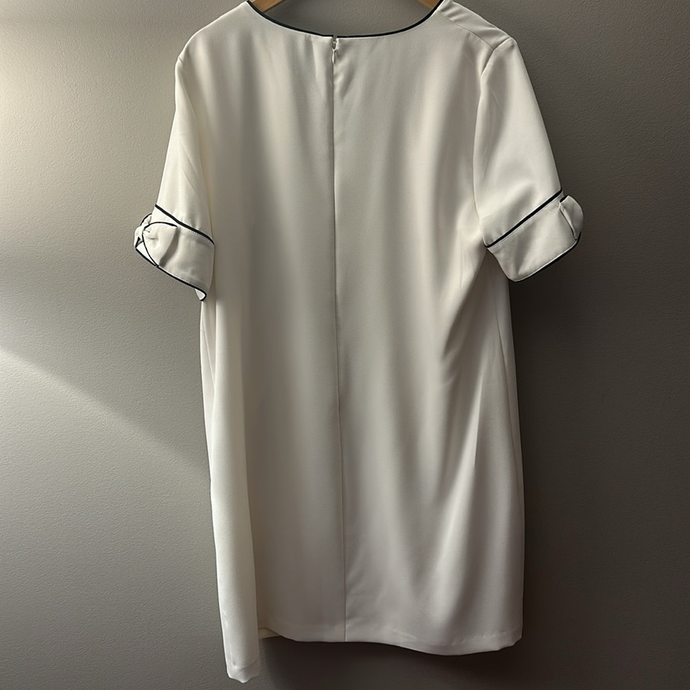 CeCe Bow Trim Shift Dress, Soft Ecru, Size Large - Picture 5 of 9